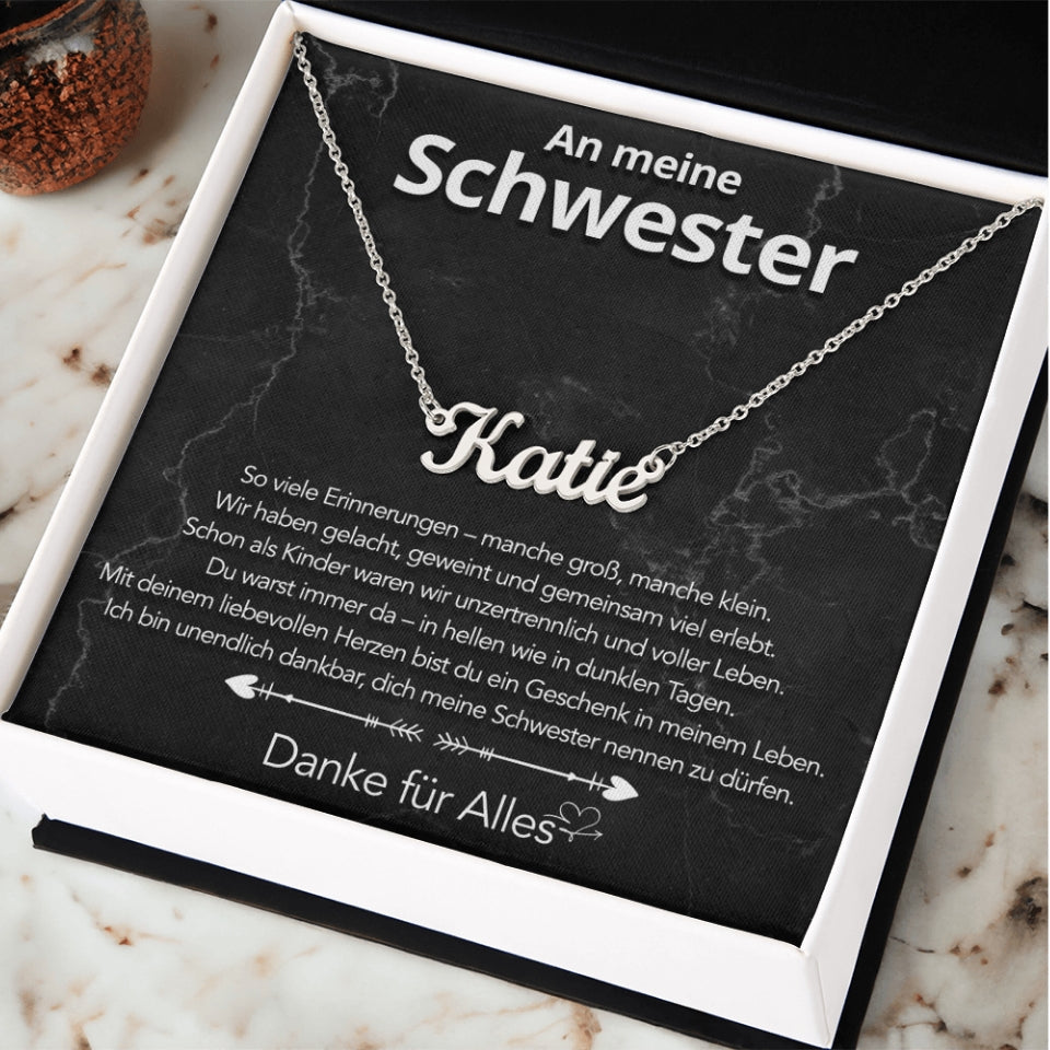 An meine Schwester - Namenskette mit liebevoller Notiz