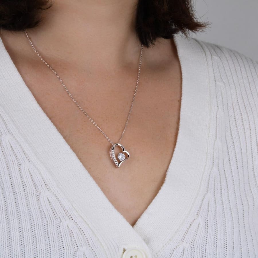 Ewige Rosen-Drehkugel mit Herzschmuck in 14k Weißgold Veredelung