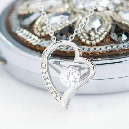 Ewige Rosen-Drehkugel mit Herzschmuck in 14k Weißgold Veredelung
