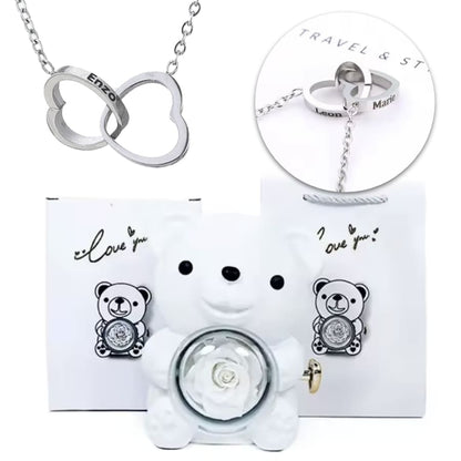 Ewige Teddy Rosenbox mit gravierter Doppelherz-Halskette