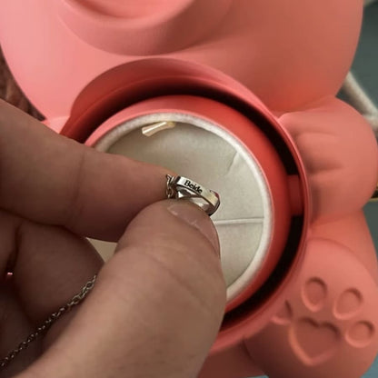 Ewige Teddy Rosenbox mit gravierter Doppelherz-Halskette