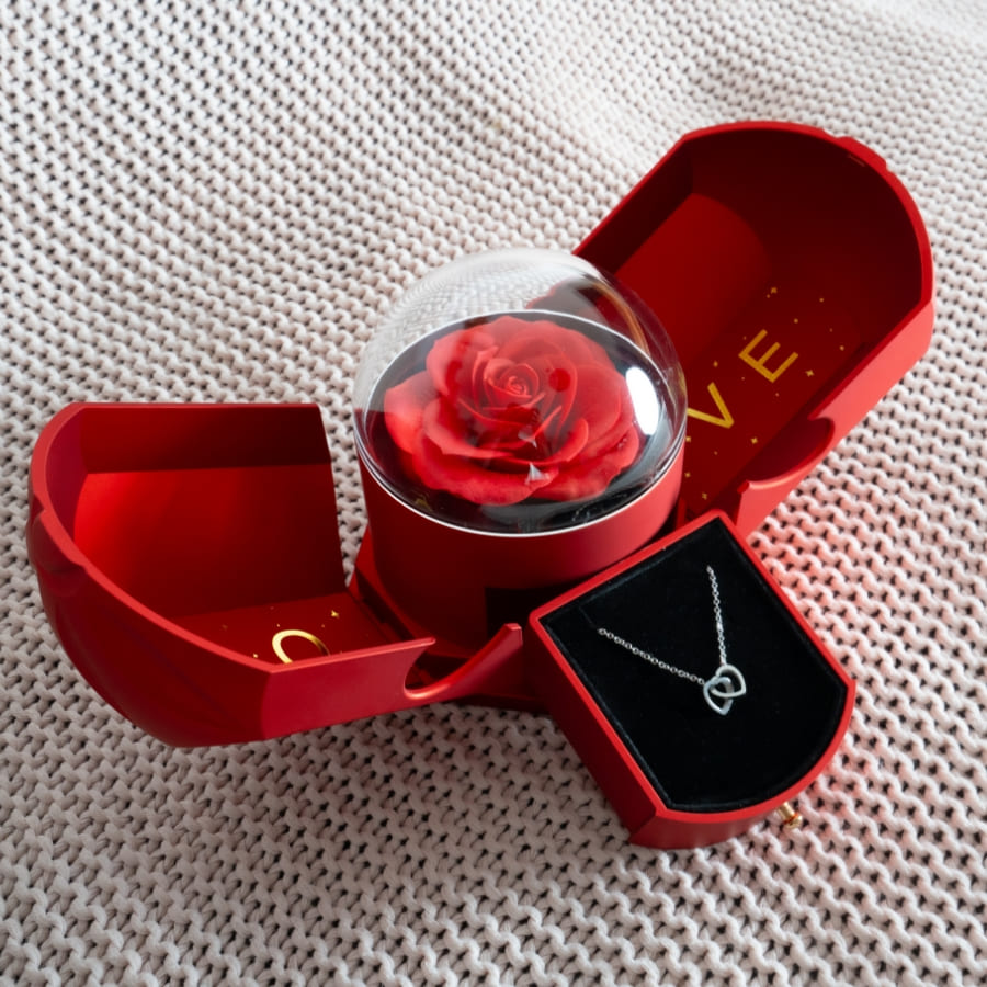 Ewige Rose mit gravierter Doppelherz-Halskette
