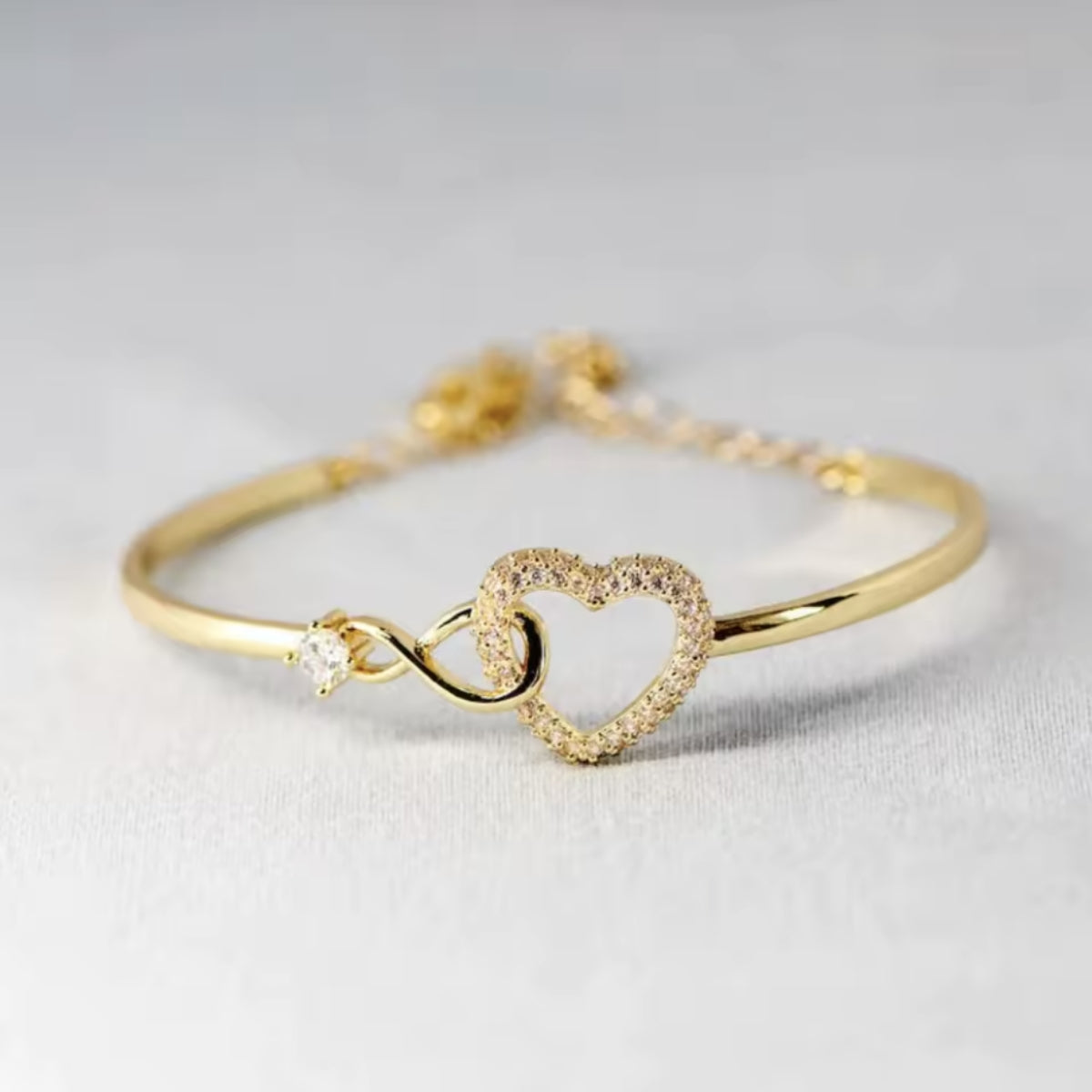 An meine wunderschöne Tochter – Unendliches Herz-Armband