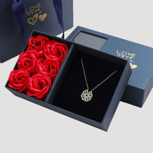 2-in-1 Magnet-Halskette im Kleeblatt- & Herzen-Stil