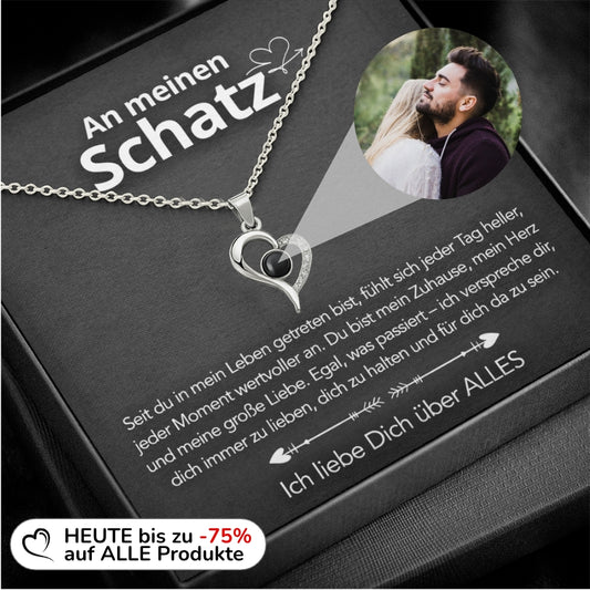 Fotohalskette mit deinem Bild – inkl. Notiz an meinen Schatz