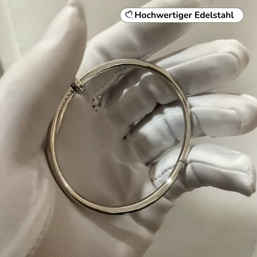 BoldNail – Eleganter Nagelarmreif für Sie & Ihn