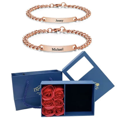 Graviertes Armband-Set für Paare – Mit ewiger Rosenbox