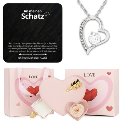 Ewige Amor-Rosenbox – Herzanhänger & liebevollen Notiz