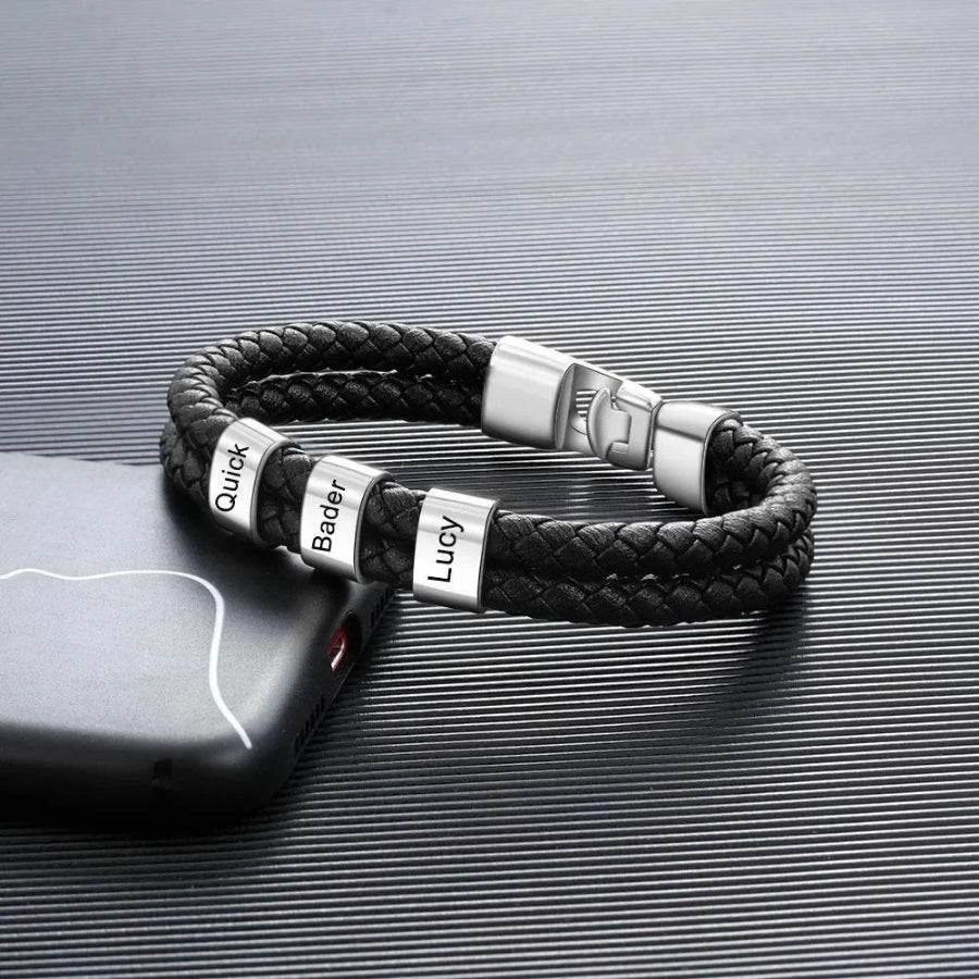 Herren Armband mit Gravur Namen - Edles Leder