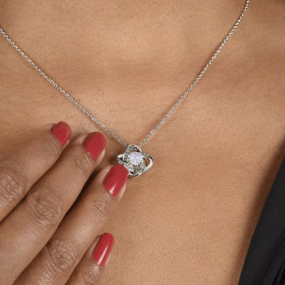 An meine Tochter – Knotenhalskette in 14k Weißgold / 18k Gelbgold Veredelung