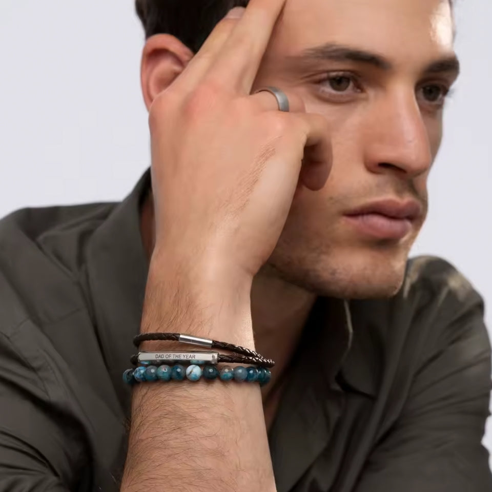 Lederarmband mit personalisierter Gravur