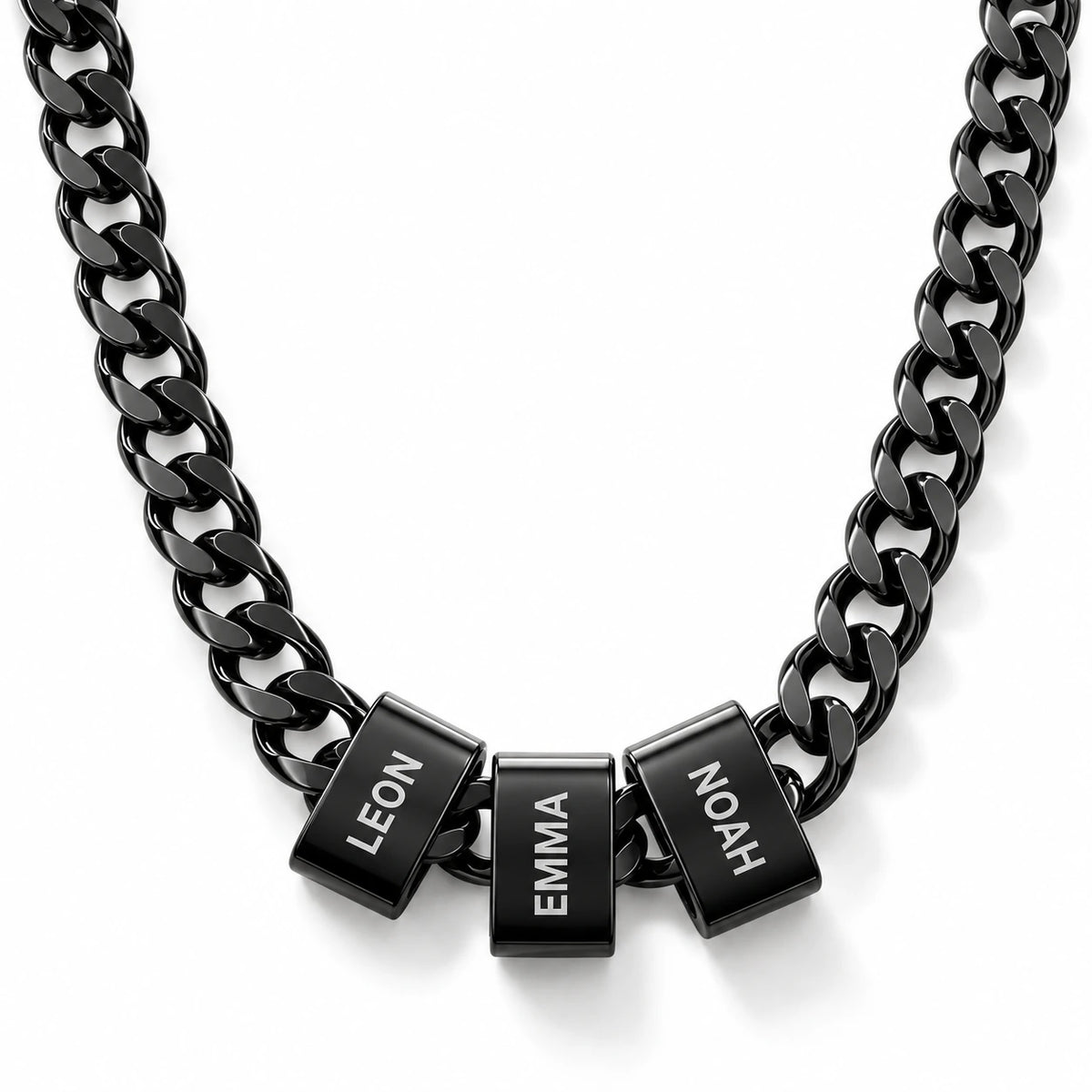 Schwarze Cuban Chain Halskette mit gravierten Beads, Freisteller