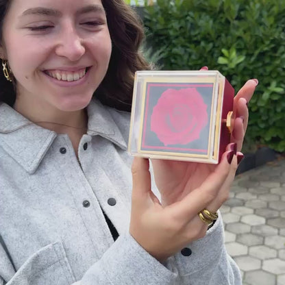 An meine Tochter – Ewige Rose mit Herzschmuck & liebevoller Karte