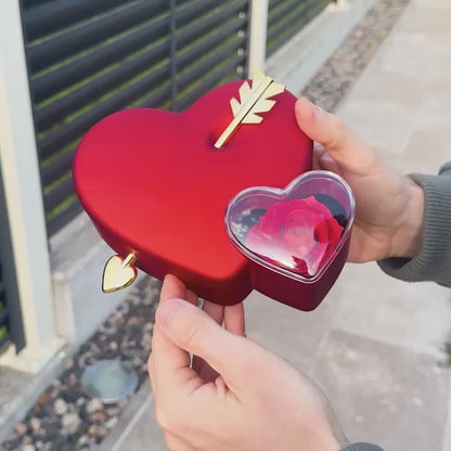 Ewige Amor-Rosenbox – Herzanhänger & liebevollen Notiz