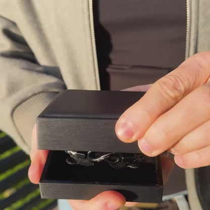 An meinen Mann – Personalisiertes Infinity Armband mit Gravur