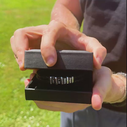 Lederarmband mit Gravur-Elementen