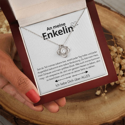 An meine Enkelin - Knotenhalskette mit liebevoller Botschaft