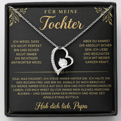 Silberner Herzanhänger auf der schwarz-goldenen Papa-Karte in weißer Geschenkbox von oben